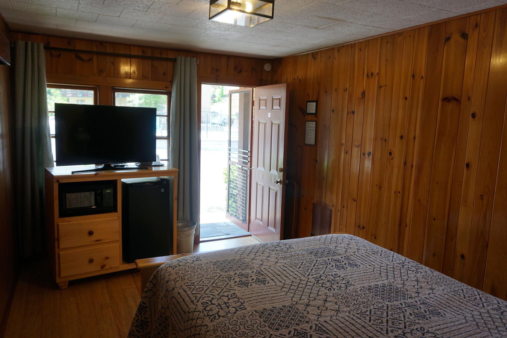 Marshall's Creek Rest Motel