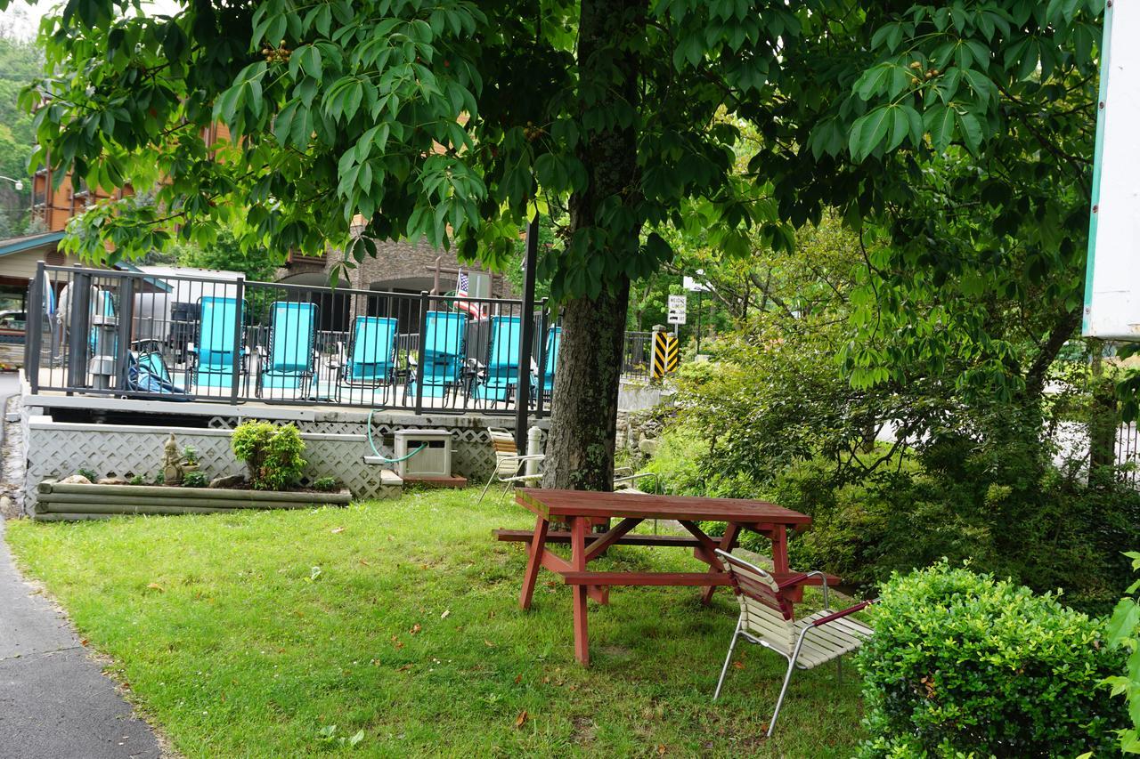 Marshall's Creek Rest
