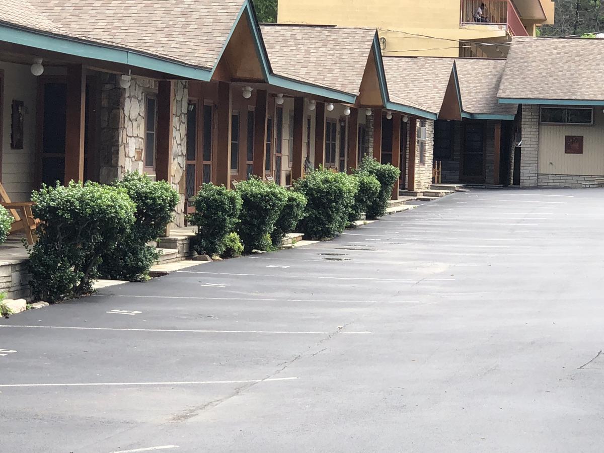Marshall's Creek Rest Gatlinburg